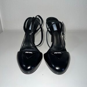 Gorgeous prada heeled sandals